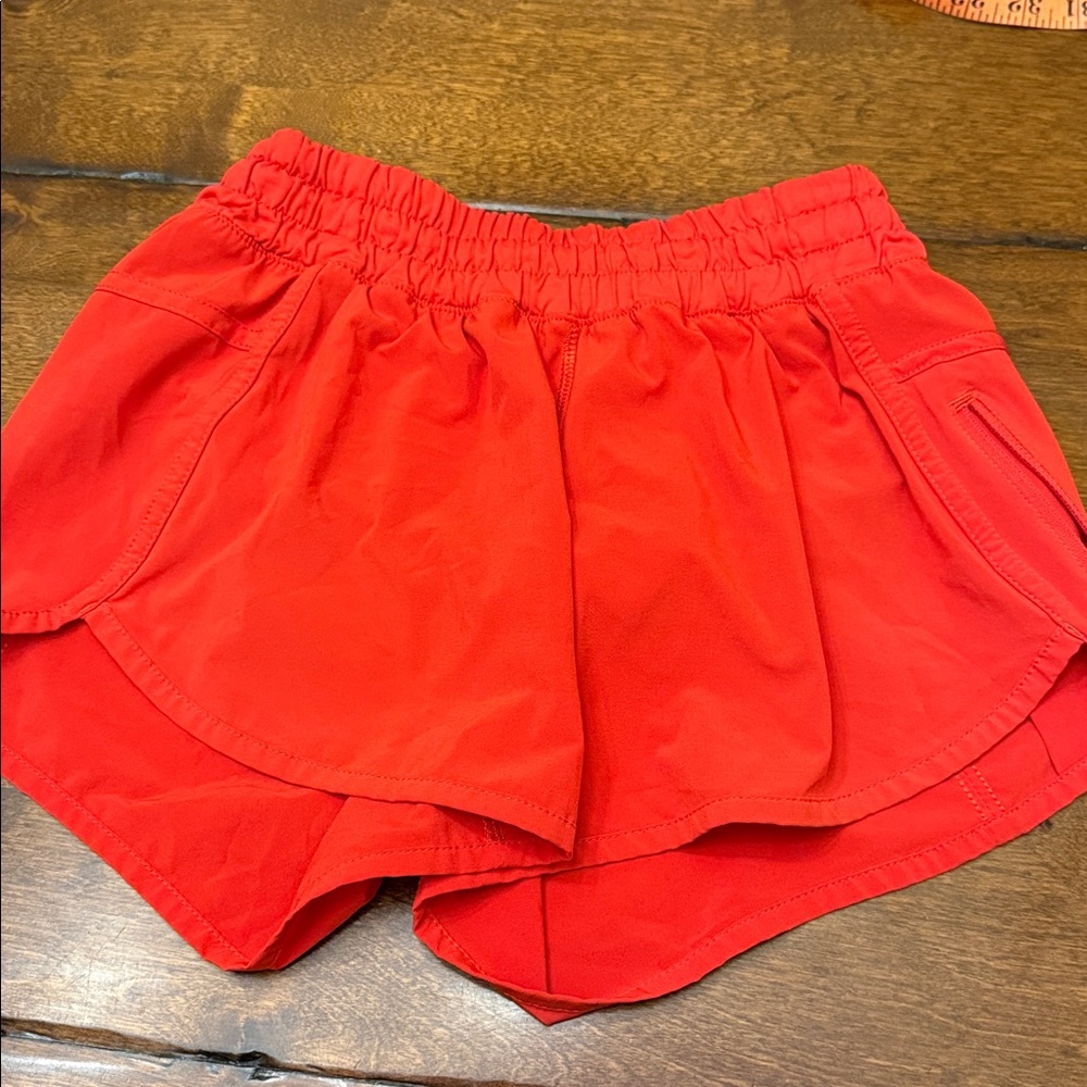 Red hottie hot size 4